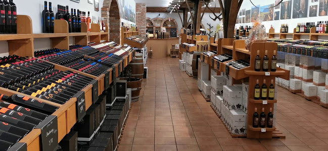 Opinii despre Château Topoľčianky în Topoľčianky - Gastronómia a pohostinstvo