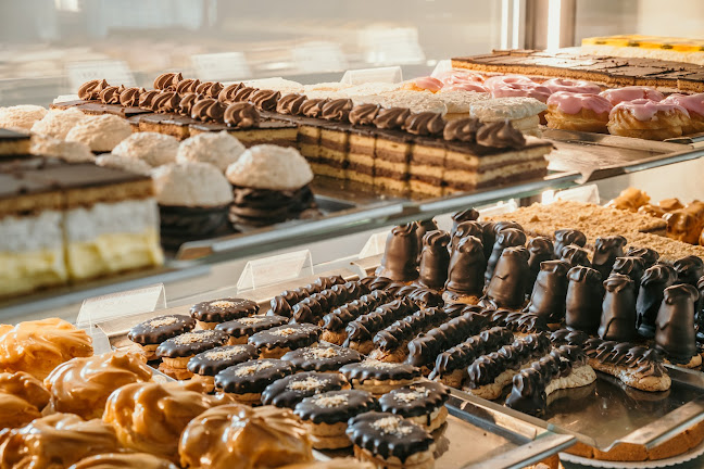 Cukráreň a lahôdky Kašiar - Dubnica nad Váhom