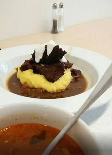 Apollo Business Centre, II Prievozská 4/B, 821 09 Ružinov