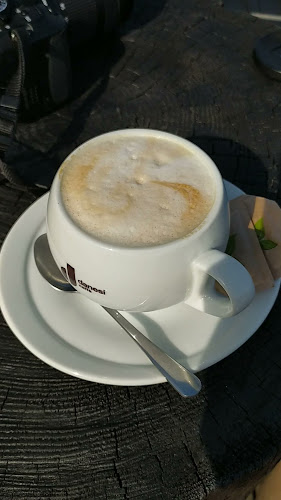 Opinii despre Black Coffee (ON THE ROOF OF SHOPPING CENTRAL) în Ružinov - Gastronómia a pohostinstvo