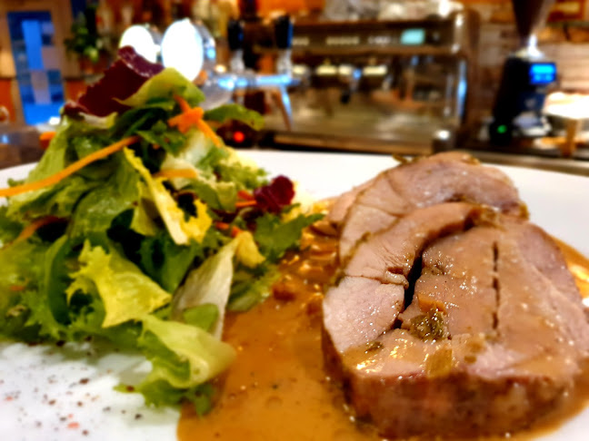 Opinii despre Reštaurácia Racing în Podunajské Biskupice - Gastronómia a pohostinstvo