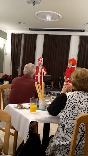 Opinii despre Kursalon în Piešťany - Gastronómia a pohostinstvo