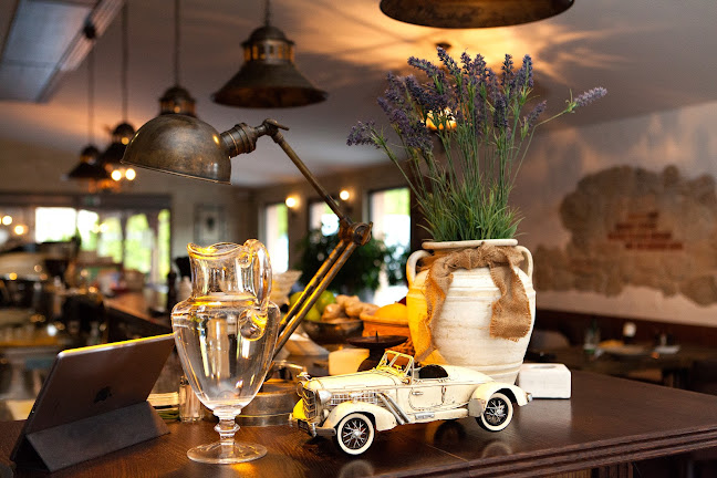 Údernícka 2712, 851 01 Petržalka