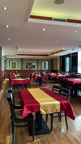 Opinii despre Nivara Indian Restaurant în Bratislava - Gastronómia a pohostinstvo