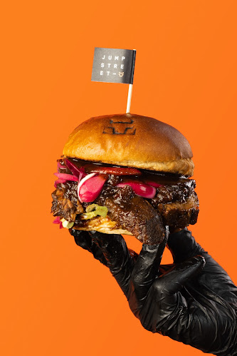 JUMP STREET Burger & Bar - Bratislava
