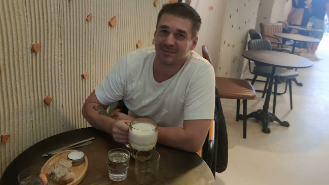 Comentarii opinii despre Liquid Factory