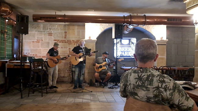 Opinii despre Beer Park în Petržalka - Gastronómia a pohostinstvo