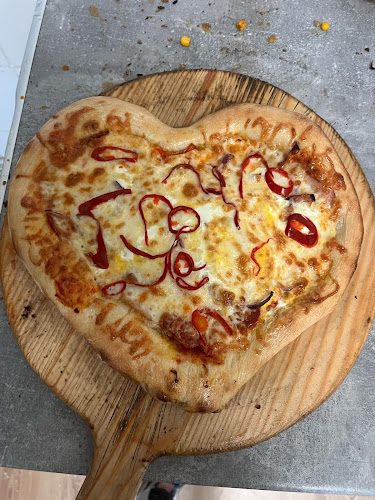 Opinii despre Pizzeria Magic în Malý Šariš - Gastronómia a pohostinstvo