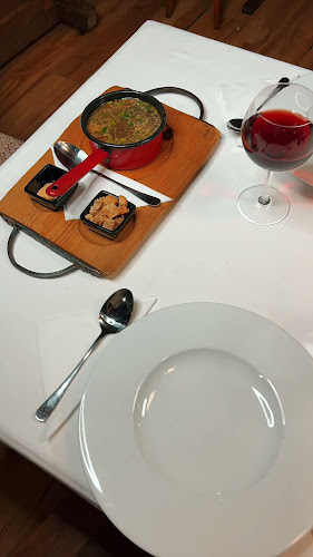 KOLIBA TRI STUDNIČKY u Tomášovcov - Gastronómia a pohostinstvo