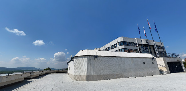 Opinii despre Restaurant Parlament în Staré Mesto - Gastronómia a pohostinstvo