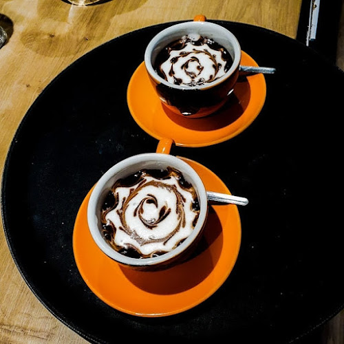 KÁVY SVETA | FRISS KÁVÉ | COFFEE WORLD - Gastronómia a pohostinstvo