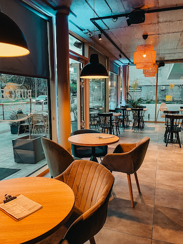 Burger bistro Galanta - Gastronómia a pohostinstvo