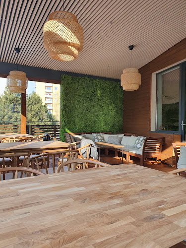 Pizzeria & Caffé bar - Gastronómia a pohostinstvo