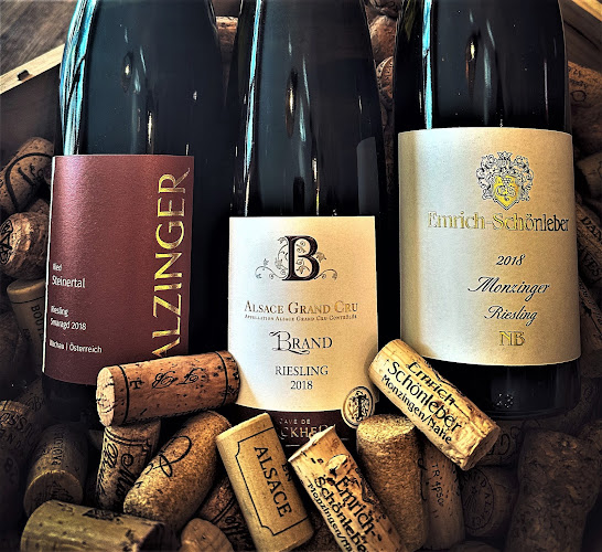 Comentarii opinii despre Vinotéka Vinopolitan