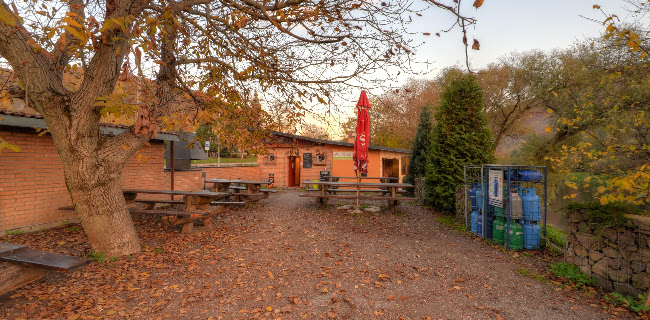 Opinii despre Stanica Camden în Trnavá Hora - Gastronómia a pohostinstvo