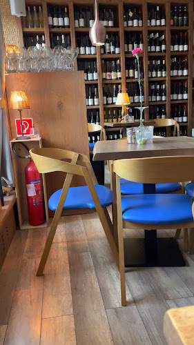 Opinii despre Wine Not în Bratislava - Gastronómia a pohostinstvo