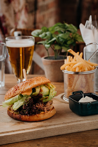 Opinii despre Kalvín Restaurant & Pension în Rastislavice - Gastronómia a pohostinstvo