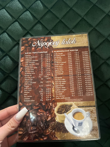 Opinii despre Cafe Wei 78 în Rimavská Sobota - Gastronómia a pohostinstvo