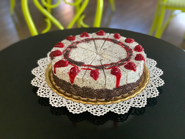 Opinii despre Garage Cafe în Partizánske - Gastronómia a pohostinstvo