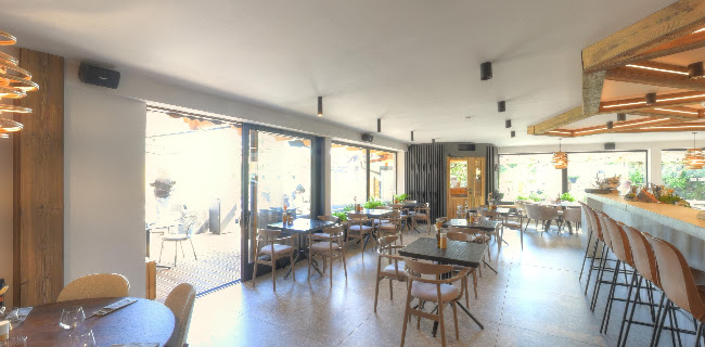 Spitz restaurant and bar