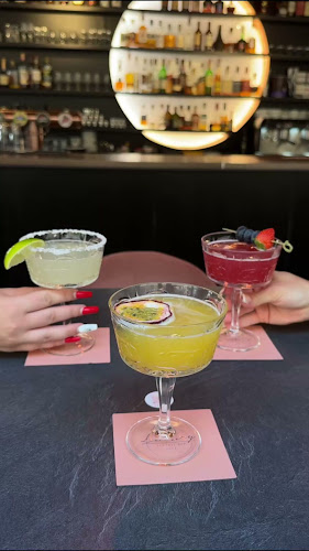 Opinii despre LUXURY COCKTAIL BAR în Žilina - Gastronómia a pohostinstvo