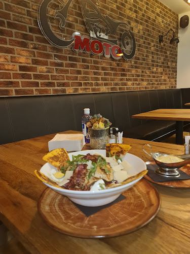 Moto Pub - Michal na Ostrove