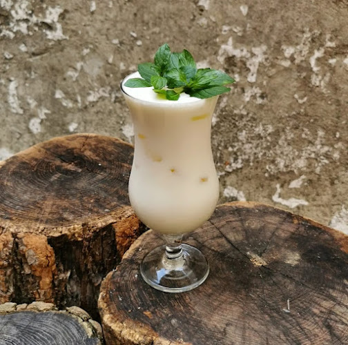 KONTAKT - Mládežnícke centrum a kaviareň - Gastronómia a pohostinstvo