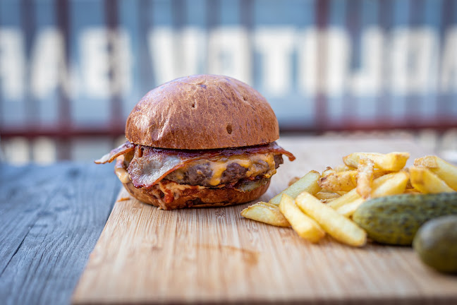 Molotov Barbecue - Pezinok