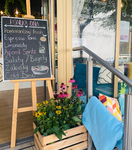 Opinii despre Talks kaviaren în Staré Mesto - Gastronómia a pohostinstvo