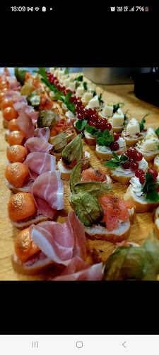 Rovná Vchod z ul.Rovná (objekt bývalých kasární, 058 01 Poprad