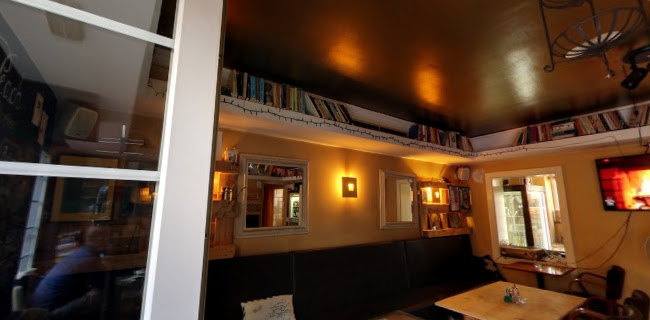 Comentarii opinii despre The Peach Ruin Bar