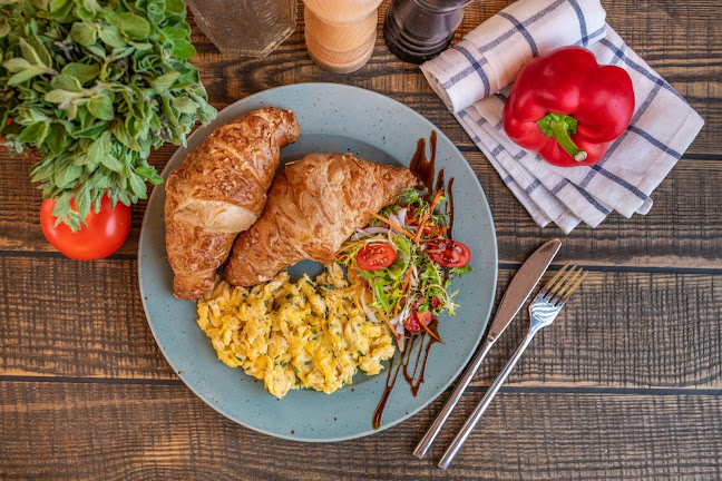 Le Papillon Restaurant, Rybárska brána 2, 811 02 Bratislava