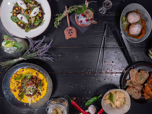 Chutne na rohu | Bistro & Bar - Zlatovce