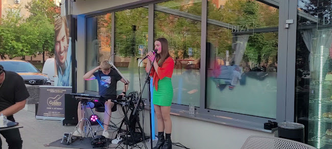 Comentarii opinii despre BIZY Cafee & Lounge