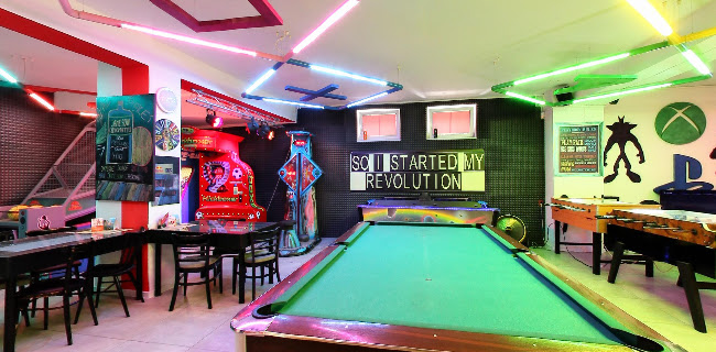 Opinii despre New Chicago în Poprad - Gastronómia a pohostinstvo