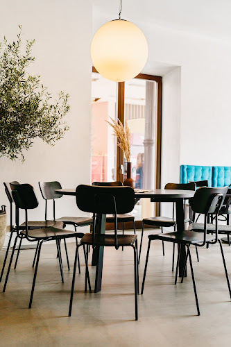 Mierové námestie 19, 911 01 Trenčín