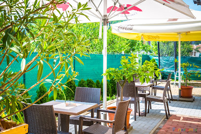 Garden cafe - Maškrtná Katka