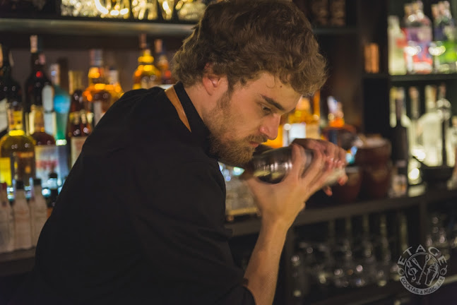 Comentarii opinii despre Etage Bar