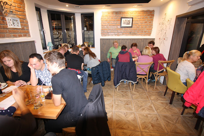 Železničná 104,, 976 62 Brusno