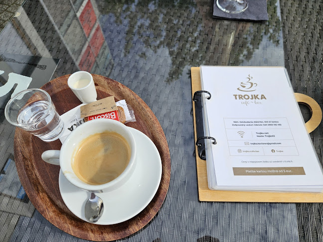 Opinii despre TROJKA cafe - bar în Senica - Gastronómia a pohostinstvo