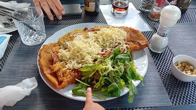 Opinii despre Tenis restaurant în Bratislava - Gastronómia a pohostinstvo