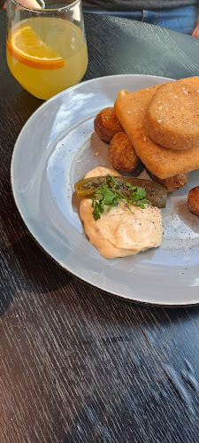 Mlynské nivy 10, 811 09 Bratislava