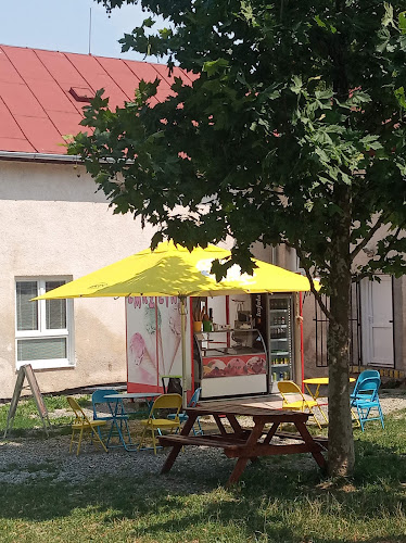 Zmrzlina pri pošte - Gastronómia a pohostinstvo