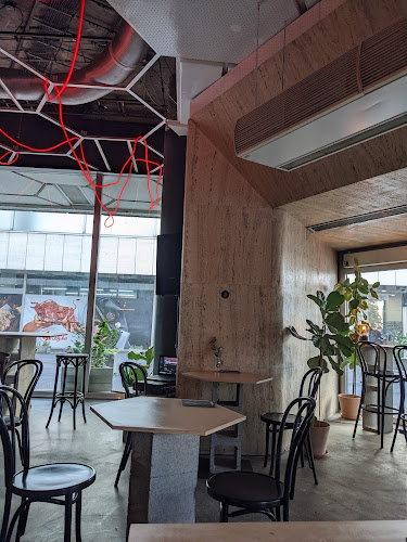 Comentarii opinii despre Ost block