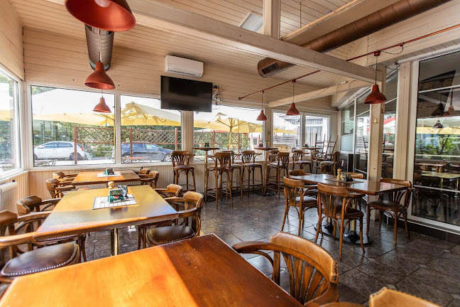 Opinii despre Piváreň Lagúna în Ružinov - Gastronómia a pohostinstvo