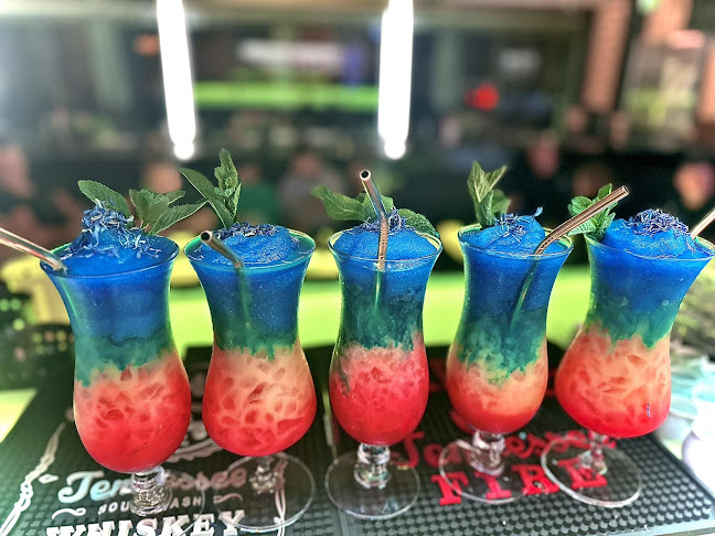 Comentarii opinii despre XL cafe & cocktail