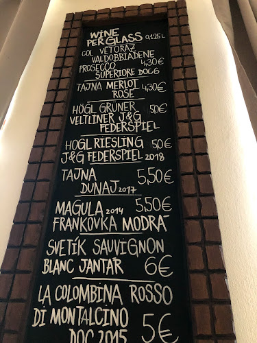 Opinii despre Wine Not în Bratislava - Gastronómia a pohostinstvo