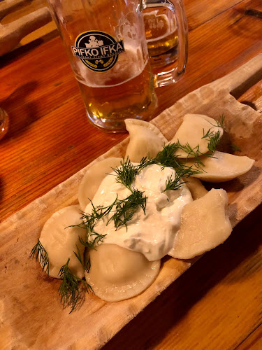 KOLIBA TRI STUDNIČKY u Tomášovcov - Gastronómia a pohostinstvo