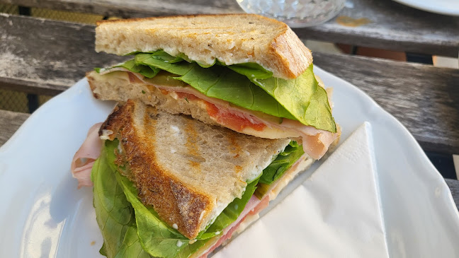 Bábovka café & bakery