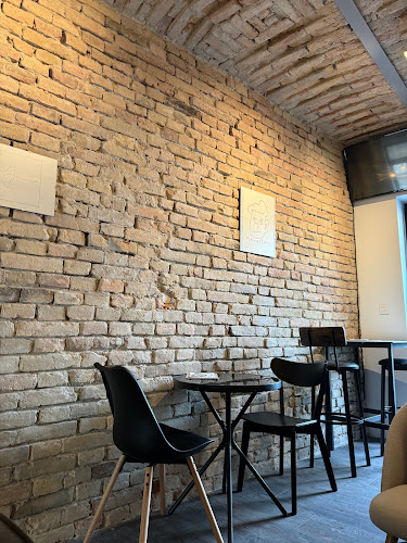 Opinii despre Herbár (coffee, brunch, beer) în Bratislava - Gastronómia a pohostinstvo